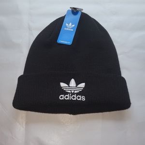 Adidas trefoil beanie